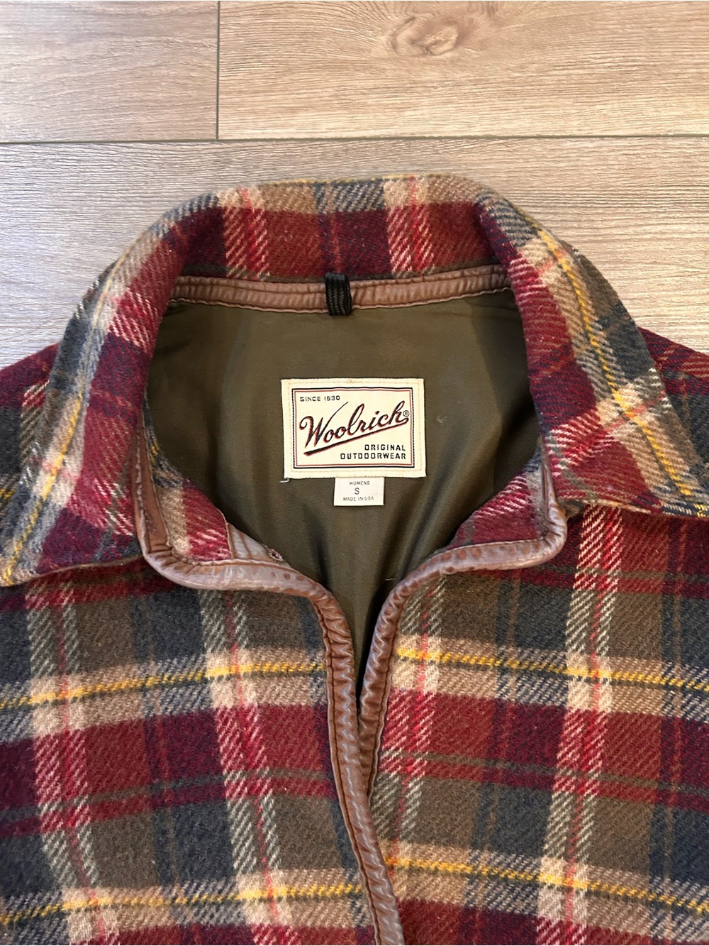 Vintage Woolrich Woman Plaid Wool Barn Coat Women’s S Made USA 80s 90s